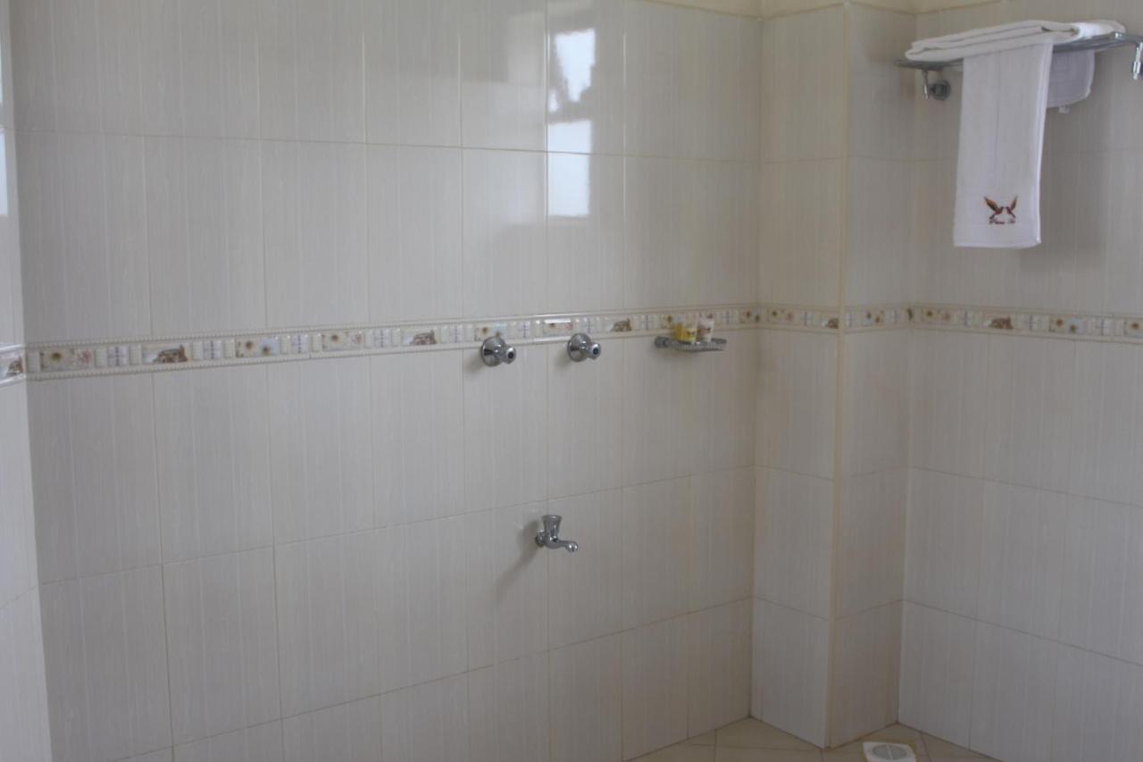 Prinias Hotel Kisumu Bagian luar foto