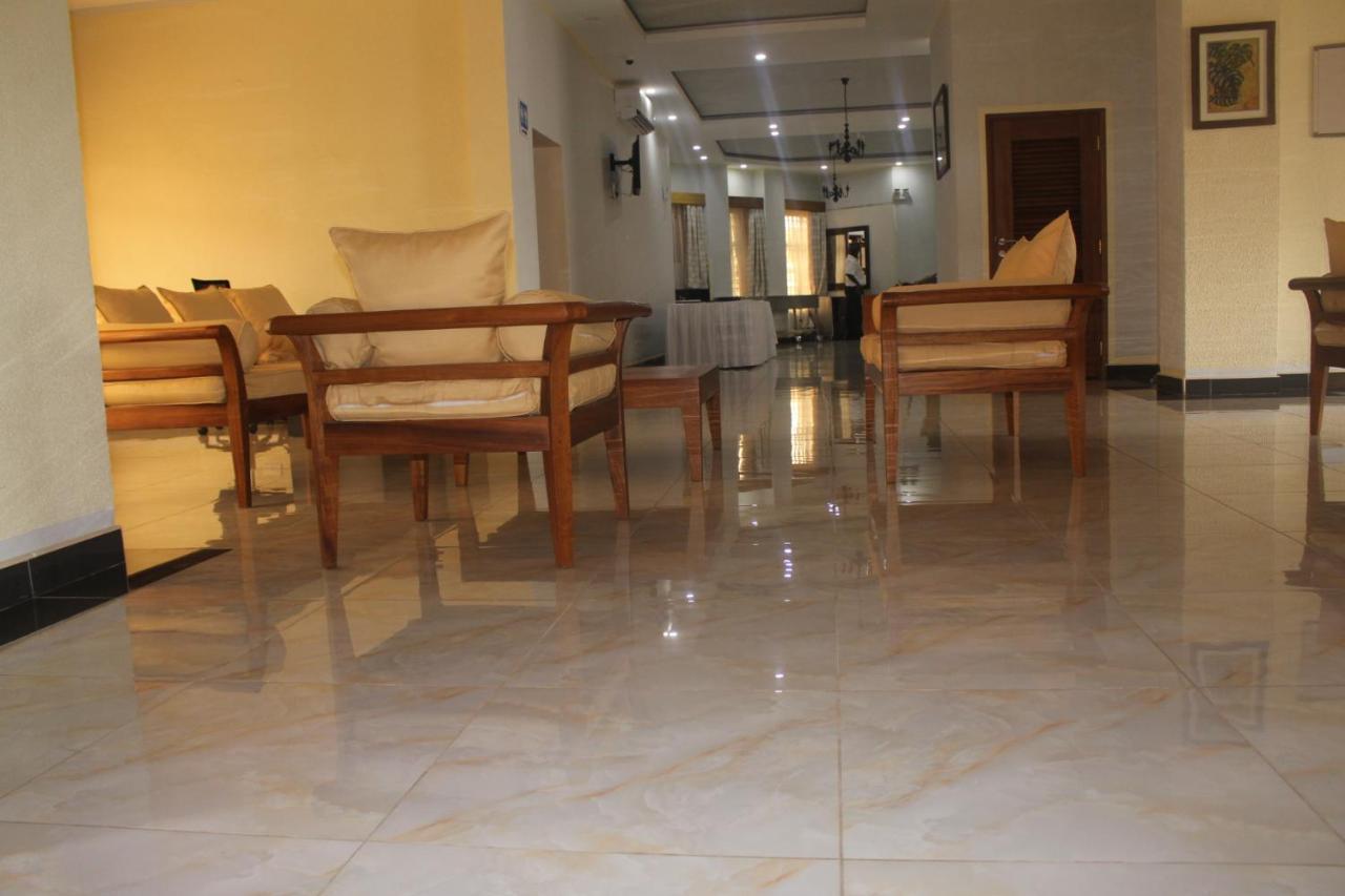 Prinias Hotel Kisumu Bagian luar foto