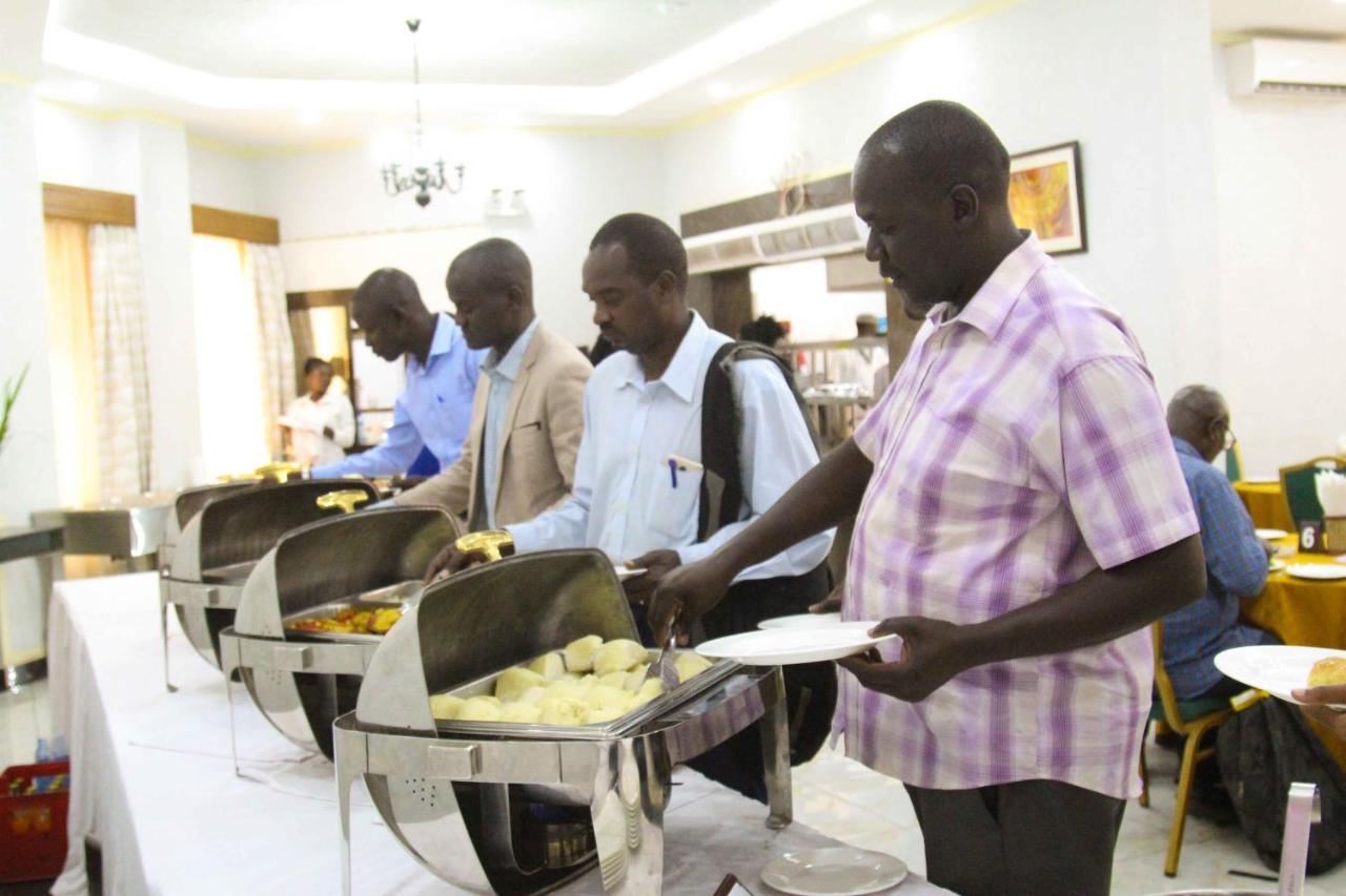 Prinias Hotel Kisumu Bagian luar foto