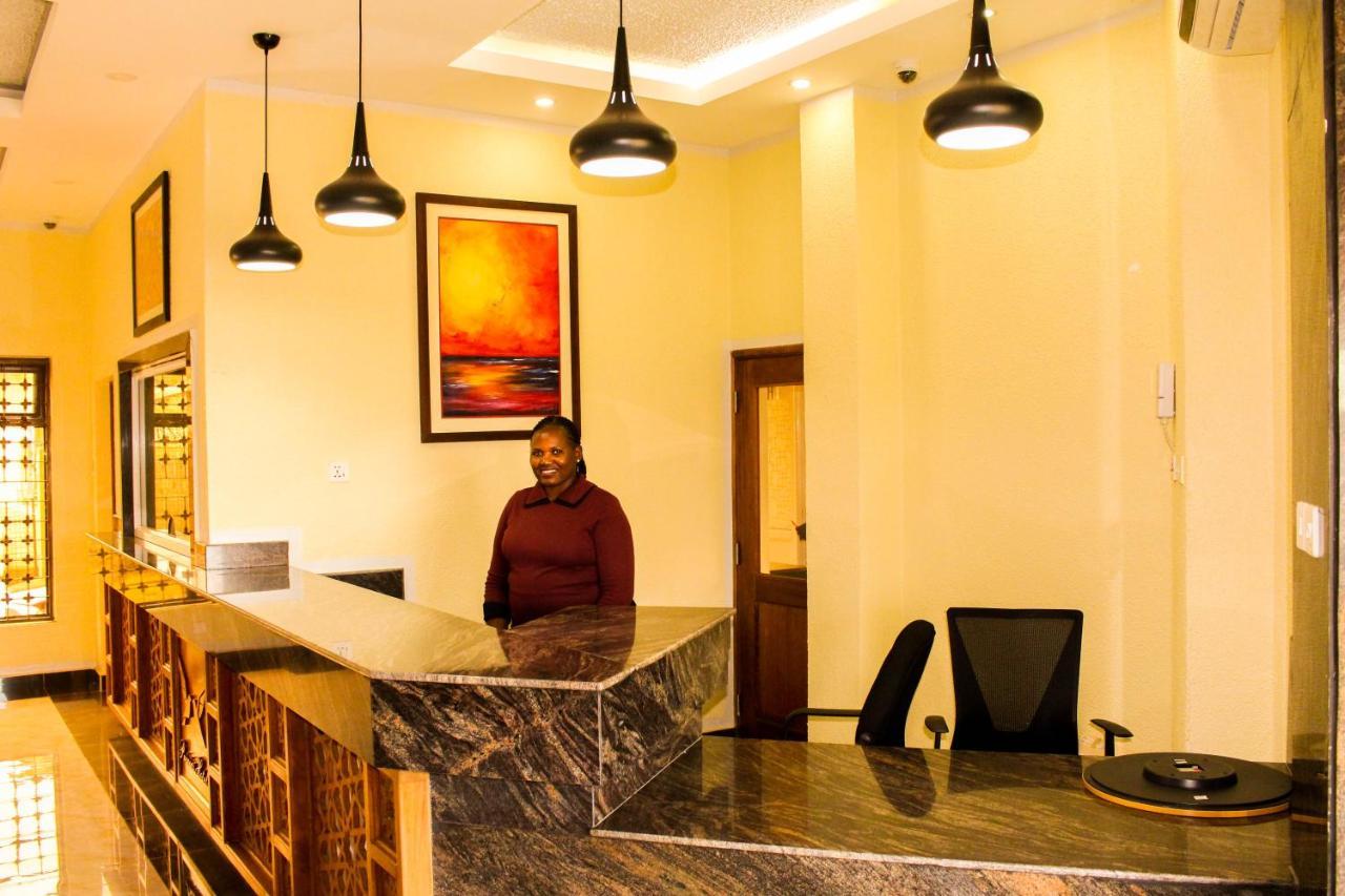Prinias Hotel Kisumu Bagian luar foto