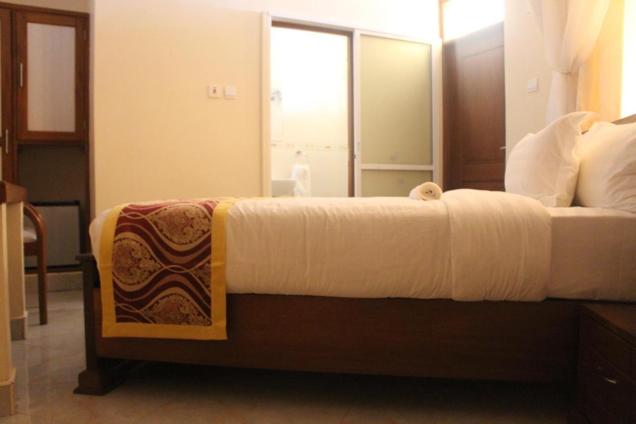 Prinias Hotel Kisumu Bagian luar foto