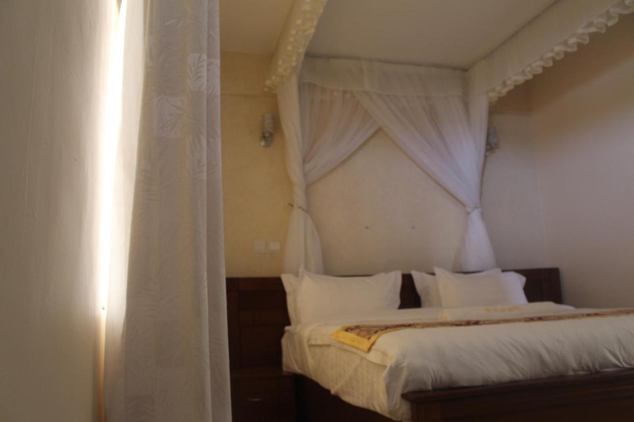 Prinias Hotel Kisumu Bagian luar foto