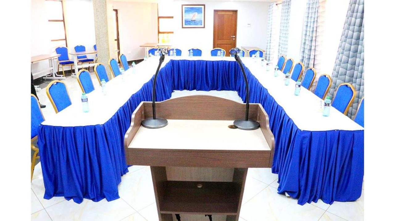 Prinias Hotel Kisumu Bagian luar foto