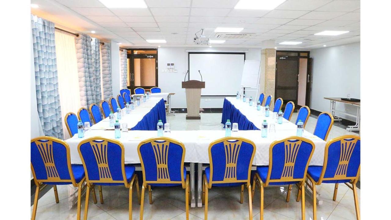 Prinias Hotel Kisumu Bagian luar foto